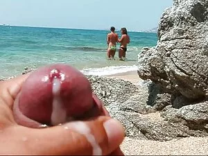 Tirando mutandine bi ...